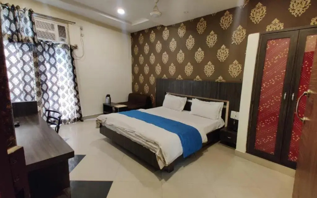 Hotel Savera