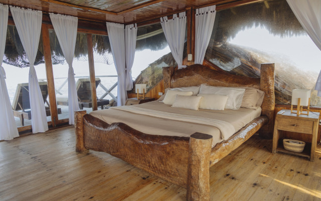 Isla Kalua - Private Ocean Villa