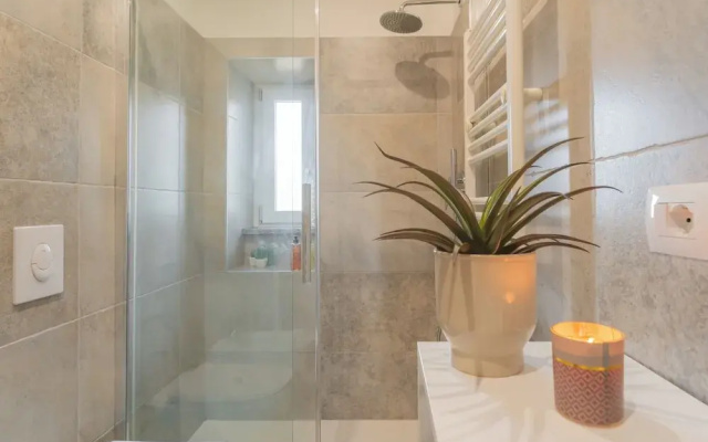 Zezio 44 by Rent all Como