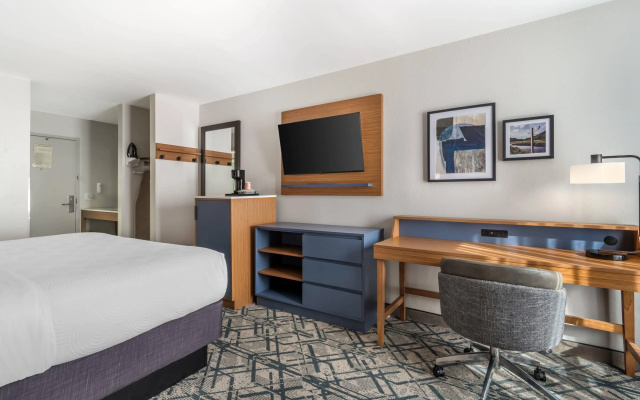 Country Inn & Suites by Radisson, Shelby, NC