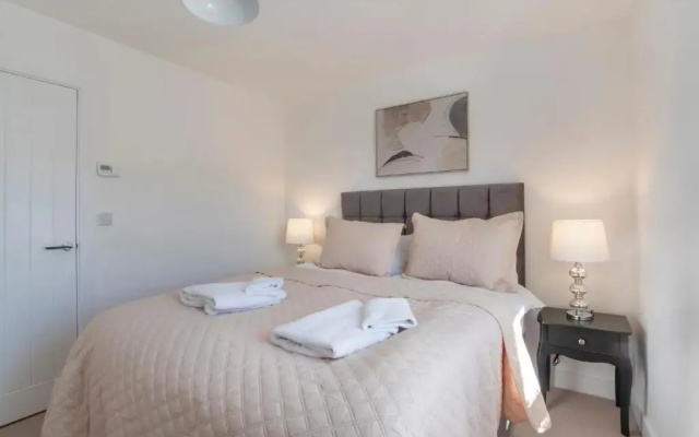The Ebor Suites with Hot tubs