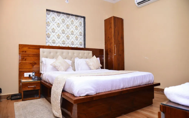 Hotel Signature Villa , Sonipat