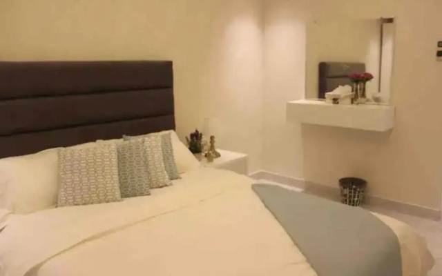 Luxury apartment prime location