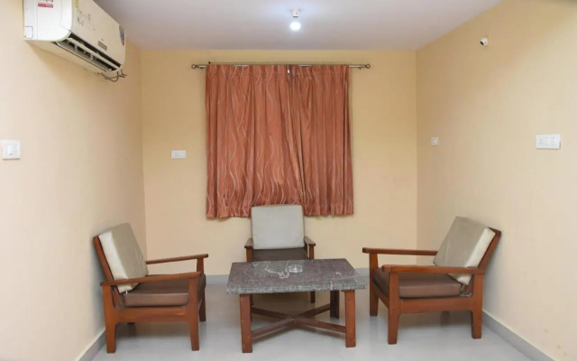 Hotel Surya Residency Majestic