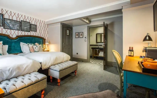 Orange Tree Hotel