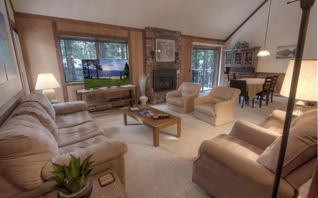 Brookstone Pines