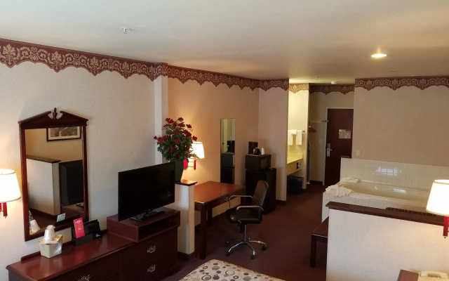Portland Suites Airport East