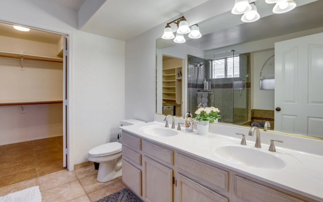Heated Pool & Lake Views: Goodyear Getaway