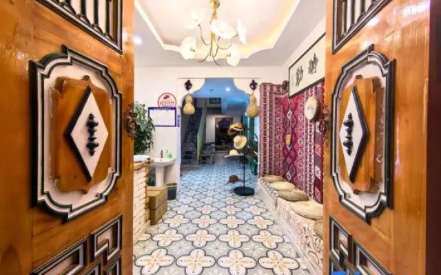 Zhiyou Homestay (Kashgar Ancient City Scenic Area)