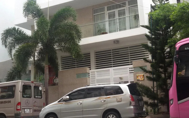 Sakura Hotel