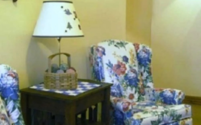 Rockwell Falls Inn and Wine Bar