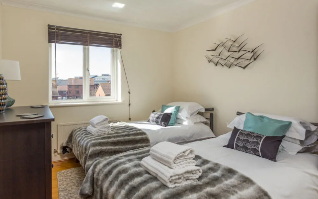 Quay Holidays - Harbourside Park