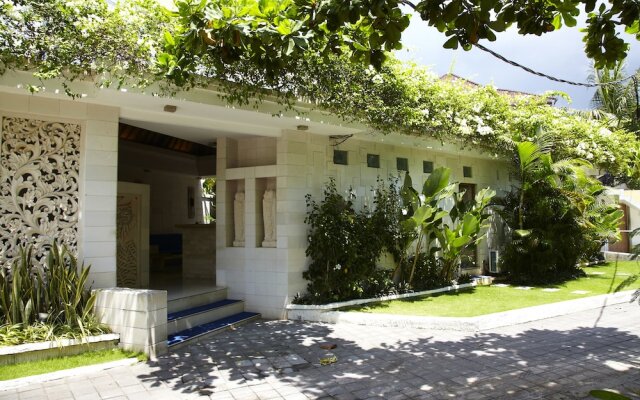 Artemis Villa and Hotel in Kuta, Indonesia from 88$, photos, reviews - zenhotels.com hotel front