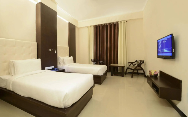 Hotel Crimson Palace