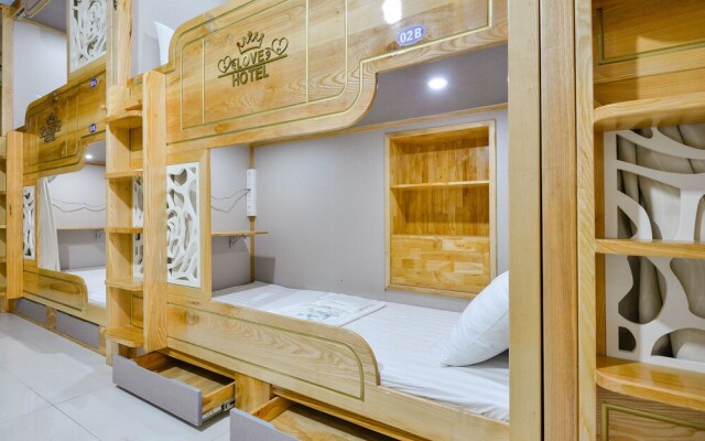 Love Hotel Airport