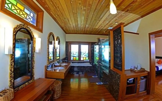Inle Garden Hotel