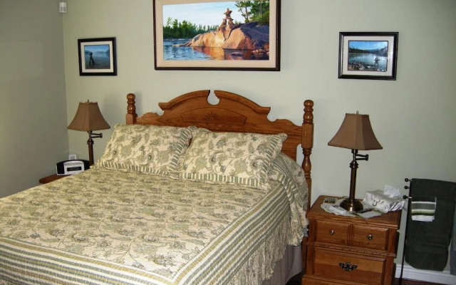 Tucked Inn the Harbour Bed & Breakfast