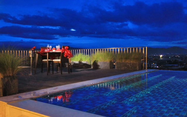 West Point Hotel
