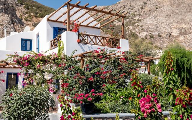 Отель Santorini Mystique Garden Греция, Остров Санторини - отзывы, цены и фото номеров - забронировать отель Santorini Mystique Garden онлайн вид на фасад
