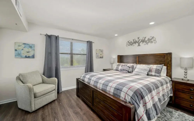 Fairway Bunker Hideaway - Serene Retreat!
