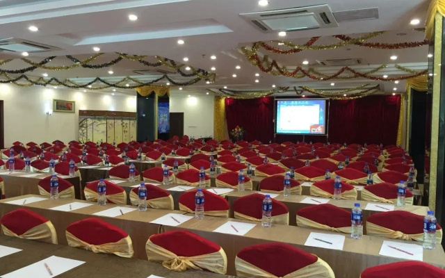 Jinzun Holiday Hotel