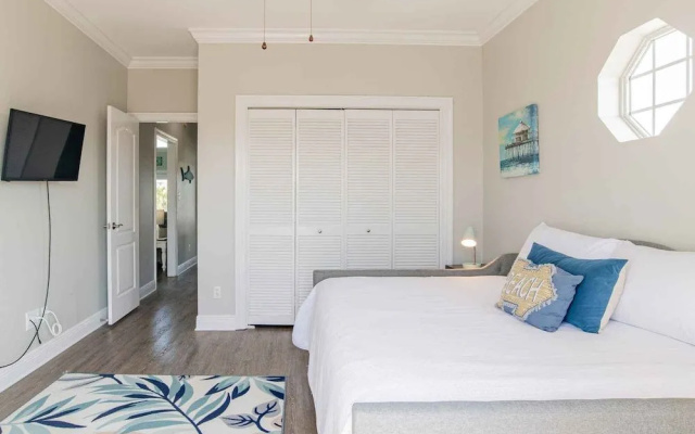 Sunglow Bungalow by Southern Vacation Rentals