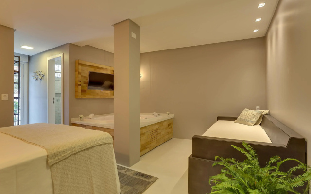 Solar Beach Hotel