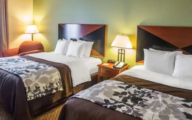 Sleep Inn & Suites Oakley Area