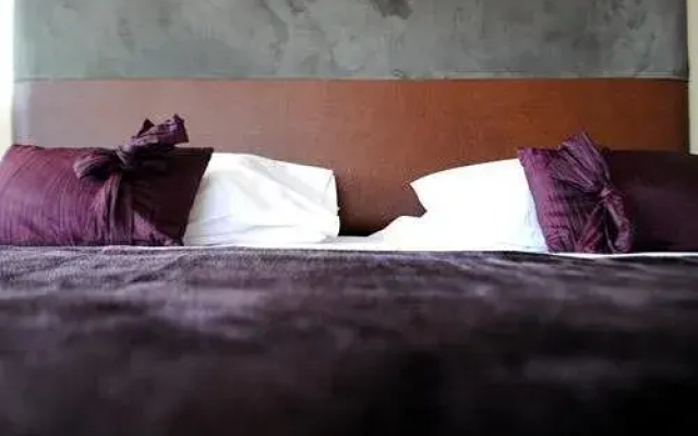 Black Bull Hotel