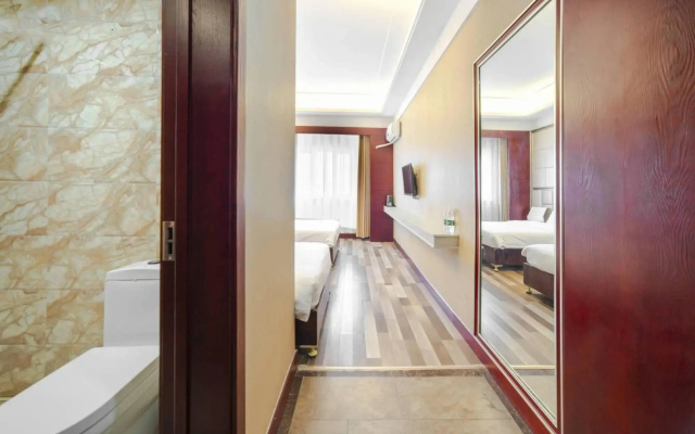 Ayile Holiday Hotel