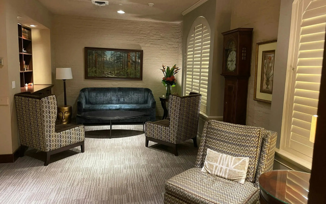 Mark Spencer Hotel