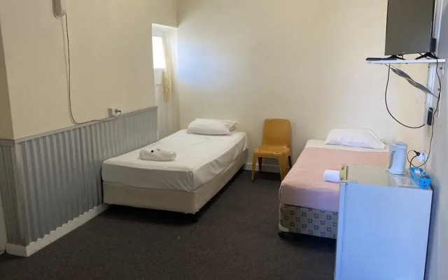 McGuire's CBD Hotel