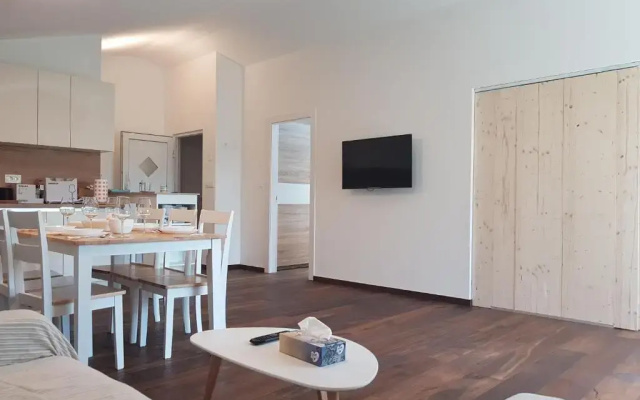 Miran odmor u srcu Pule! Apartman Iva 60m2.