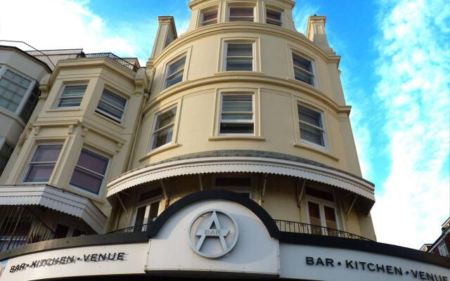 Amsterdam Hotel Brighton вид на фасад