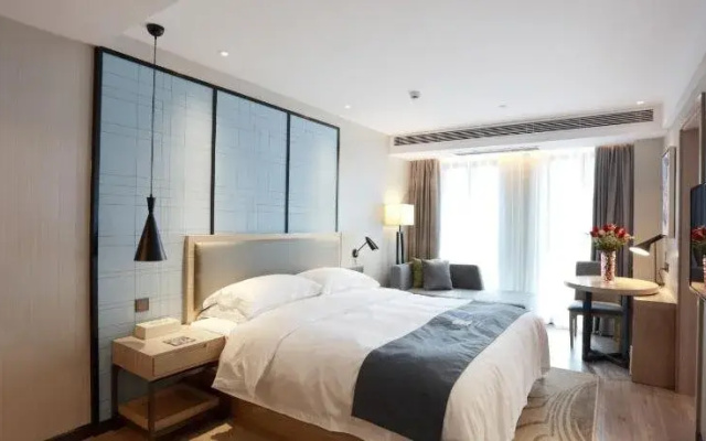 Echarm Hotel Chongqing West Railway Station