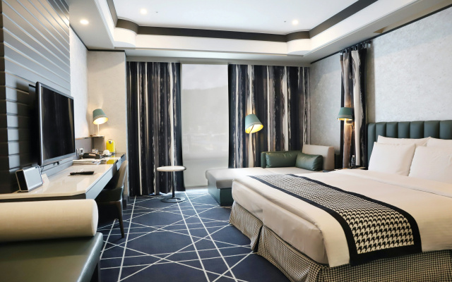Grand Victoria Hotel