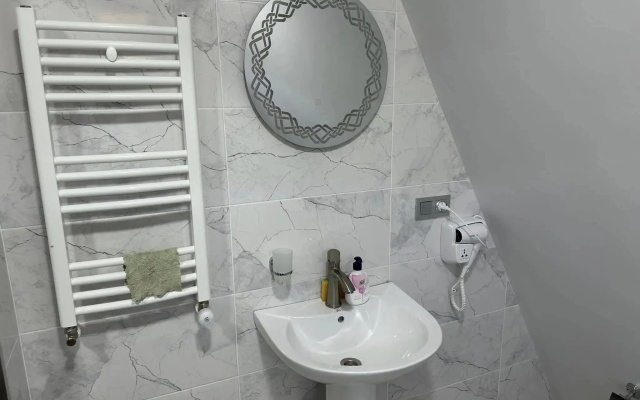 Bathroom · Borjomi — photo 13