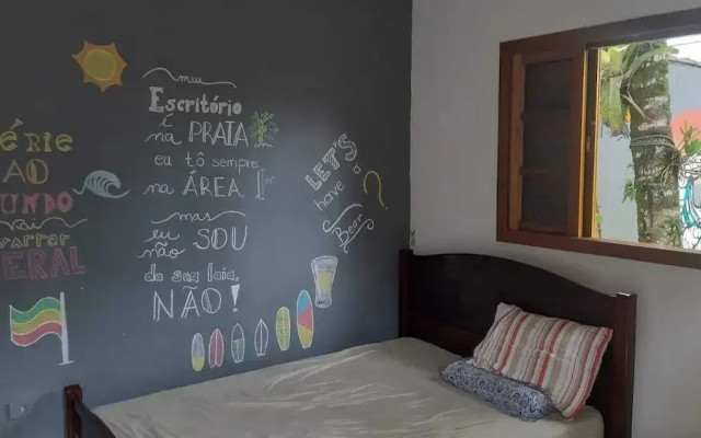 Pé de Serra Pub Hostel