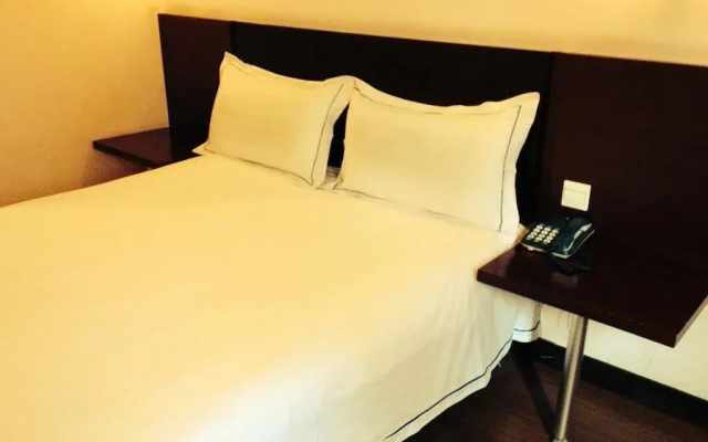 Ocean Star Holiday Inn
