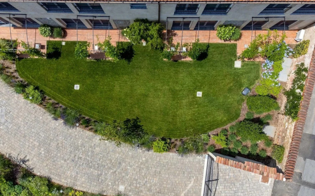 Green Lodge - Apartment 5 - 1 BR 1 Bath