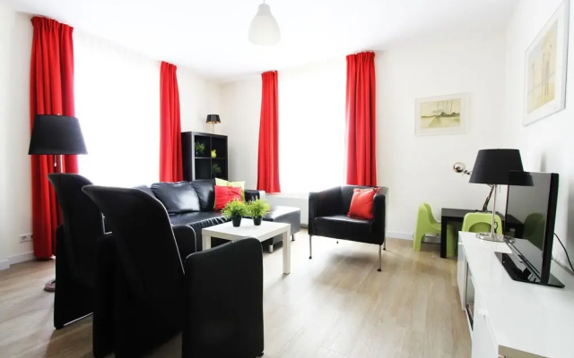 Stunning 2-bed Apartment in Egmond aan Zee Mantelm