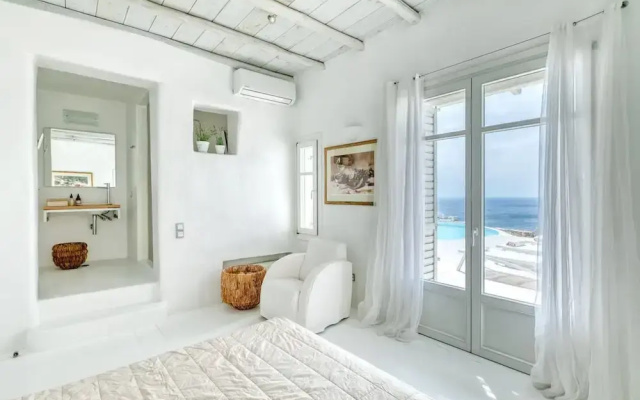 Crystal Villa 6 Bedroom