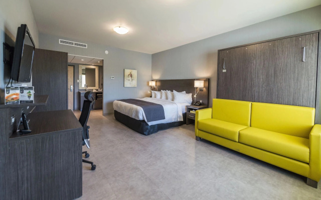 Hôtel & Suites Le Dauphin Drummondville