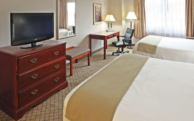 Holiday Inn Express Hotel & Suites Camden by IHG