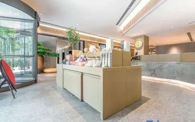 JI Hotel (Kunming Railway Station International Convention and Exhibition Center)