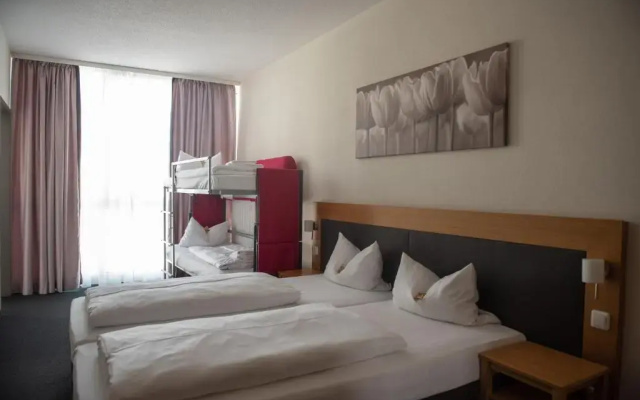 1A Business Hotel