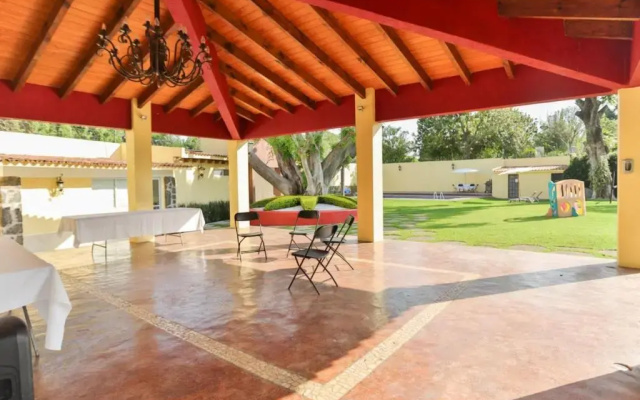 HostPal Quinta Jardines Sal de la rutina