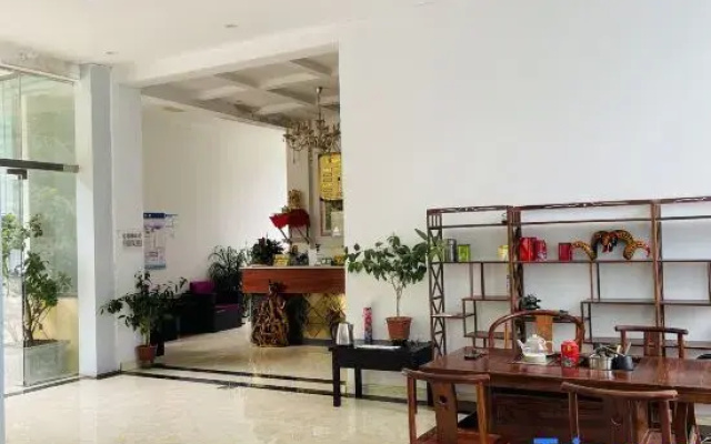 ShangriLa Yixin Ge Inn