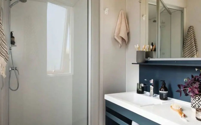Mobile Home in Serignan With air Conditioning