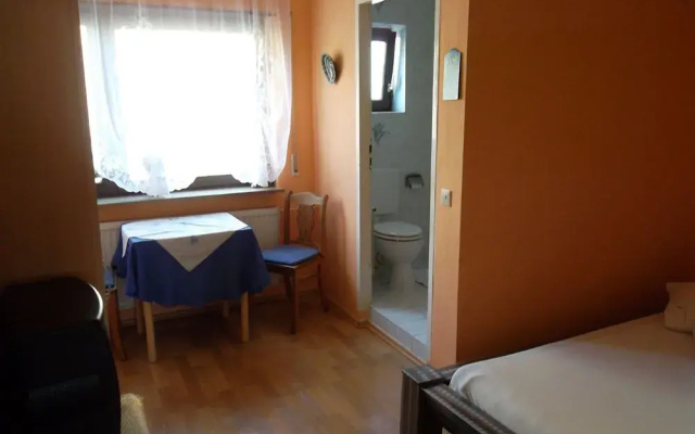 Pension Mainzer Rad